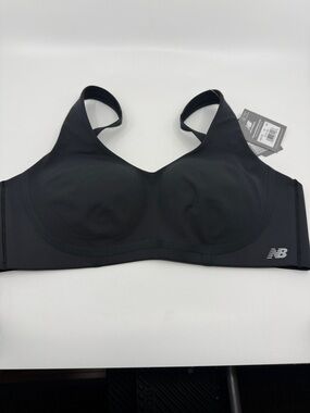 New Balance Black Seamless Wireless Sports Bra